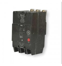 General Electric,Interruptor Termomagnetico 3P 15A 480Vac Tipo Tey Atornillable, TEY315, GECTEY315
