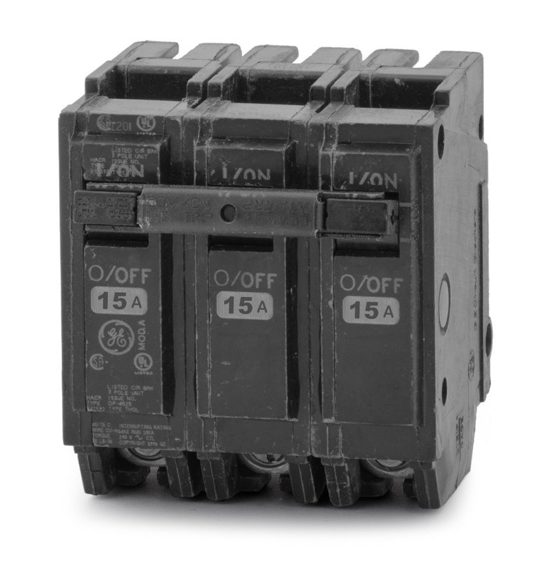 General Electric,Interruptor Termomagnetico THQL 3P 15A 240Vac Enchufable, THQL32015, GECTHQL32015
